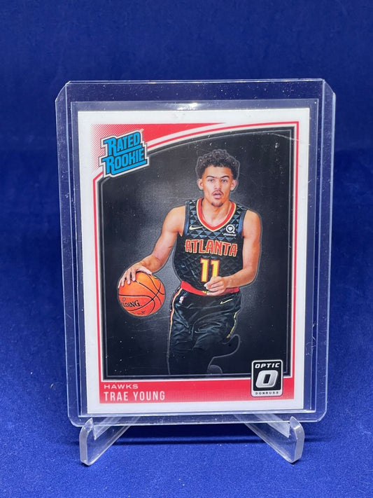 TRAE YOUNG 2018-19 PANINI DONRUSS OPTIC TRUE RATED ROOKIE RC #198