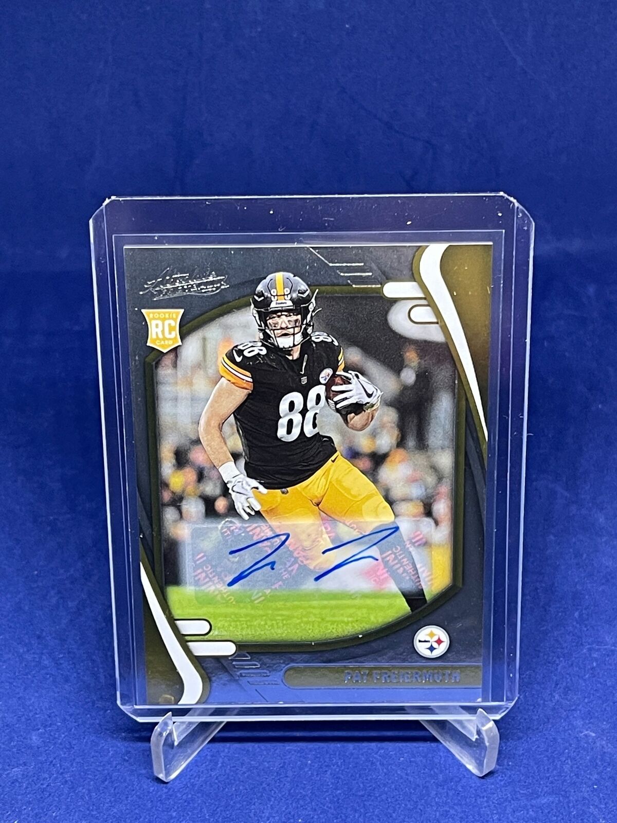 PAT FREIERMUTH 2021 PANINI ABSOLUTE ROOKIE AUTO RC #117