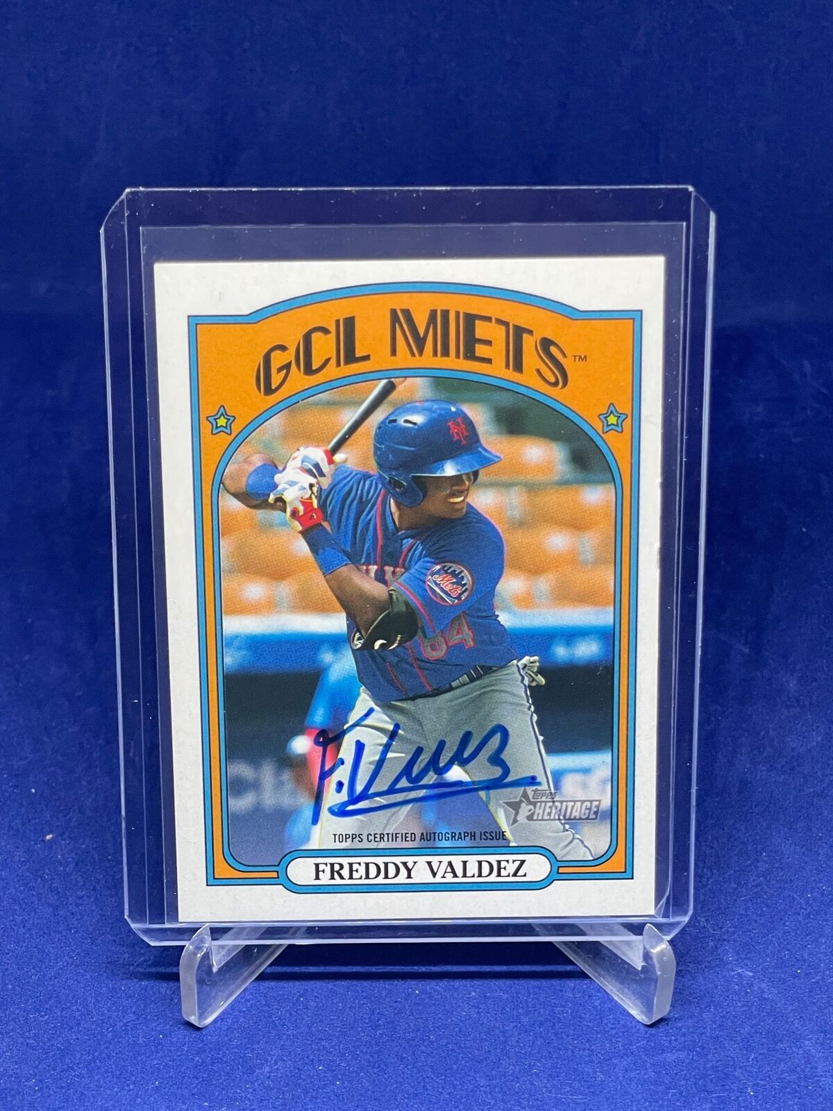 FREDDY VALDEZ 2021 TOPPS HERITAGE MINORS ON CARD AUTO PROSPECT