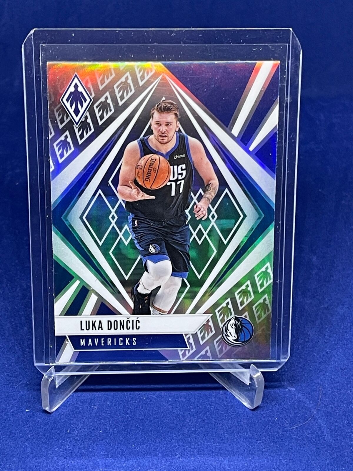 LUKA DONCIC 2020-21 PANINI CHRONICLES PHOENIX SILVER PRIZM #575