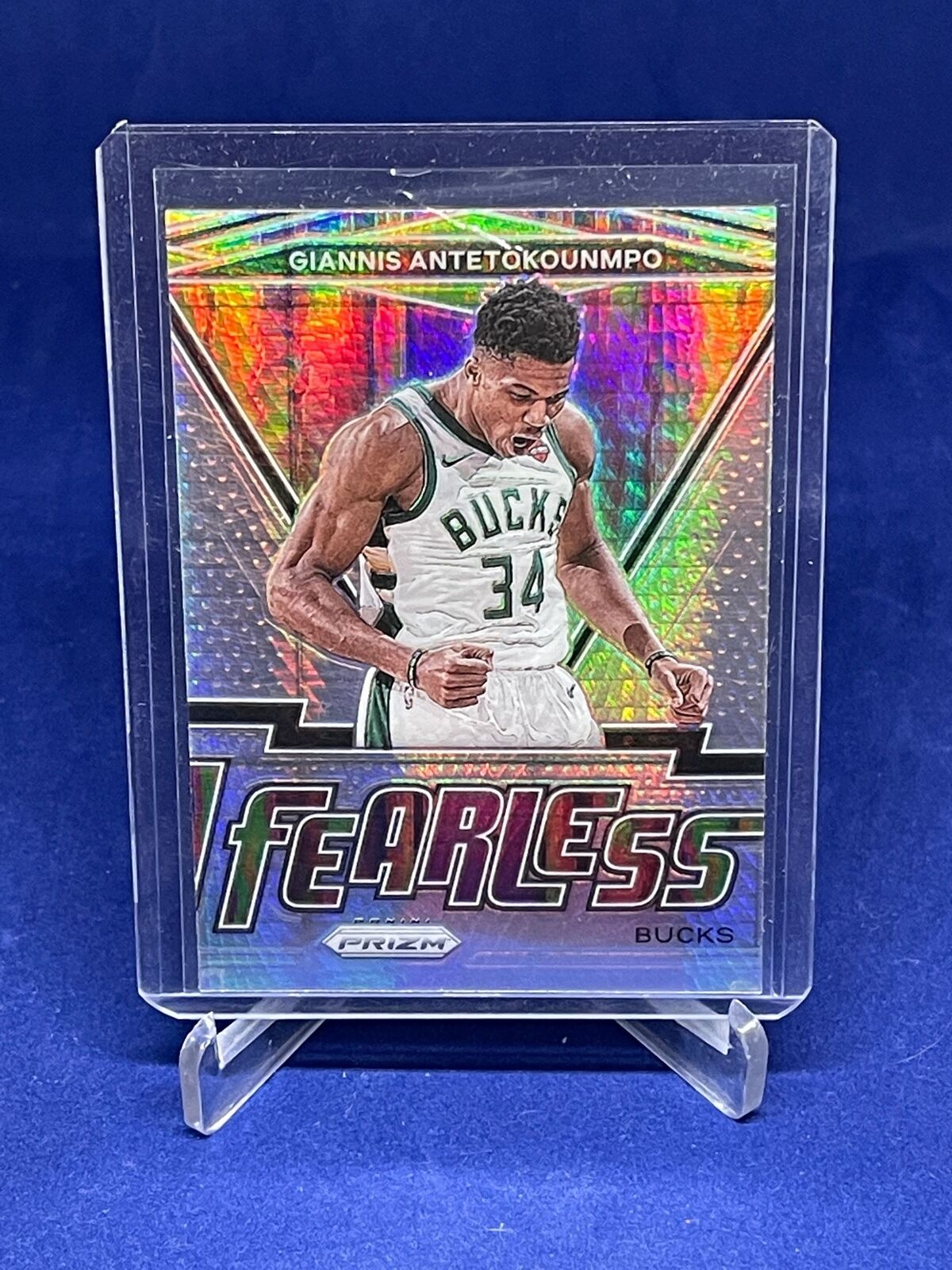 GIANNIS ANTETOKOUNMPO 2020-21 PANINI PRIZM FEARLESS HYPER PRIZM #15