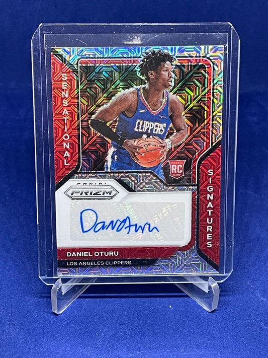 DANIEL OTURU 2020-21 PANINI PRIZM SENSATIONAL MOJO PRIZMS AUTO ROOKIE RC #D 4/25