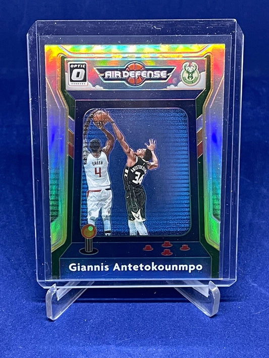 GIANNIS ANTETOKOUNMPO 2020-21 PANINI DONRUSS OPTIC AIR DEFENSE SILVER PRIZM #1