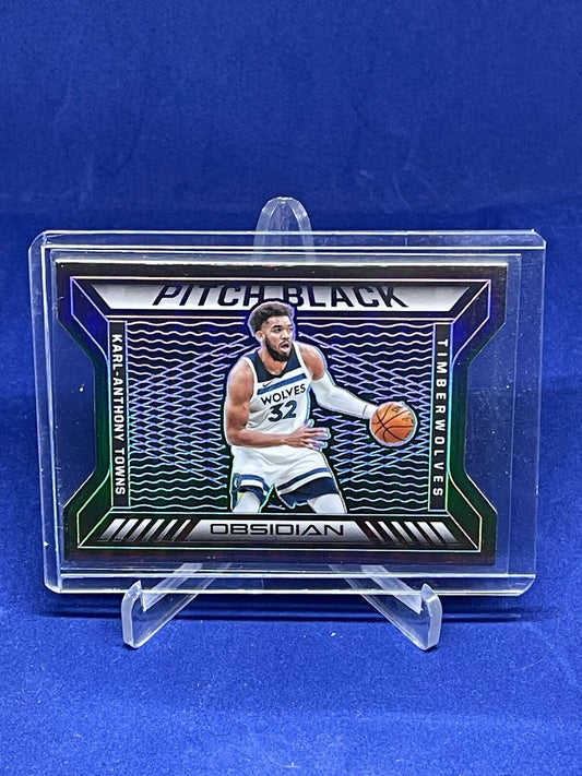KARL ANTHONY TOWNS 2020-21 PANINI OBSIDIAN PITCH BLACK DIE CUT #D 56/75