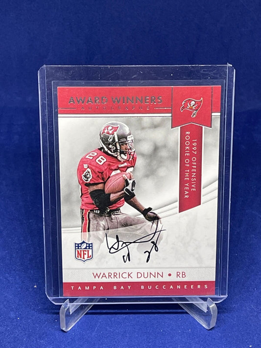 WARRICK DUNN 2017 PANINI AWARD WINNERS ON CARD AUTO SP