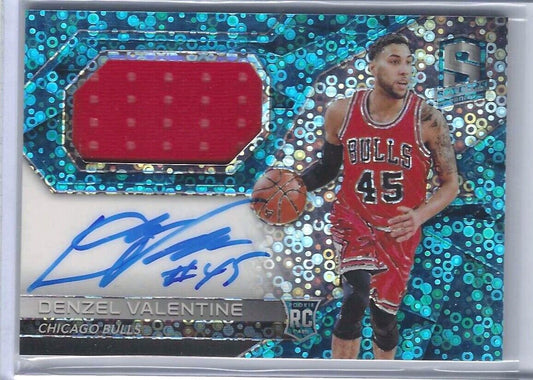 DENZEL VALENTINE 2016-17 PANINI SPECTRA BLUE DISCO ROOKIE PATCH AUTO RC #D 27/99
