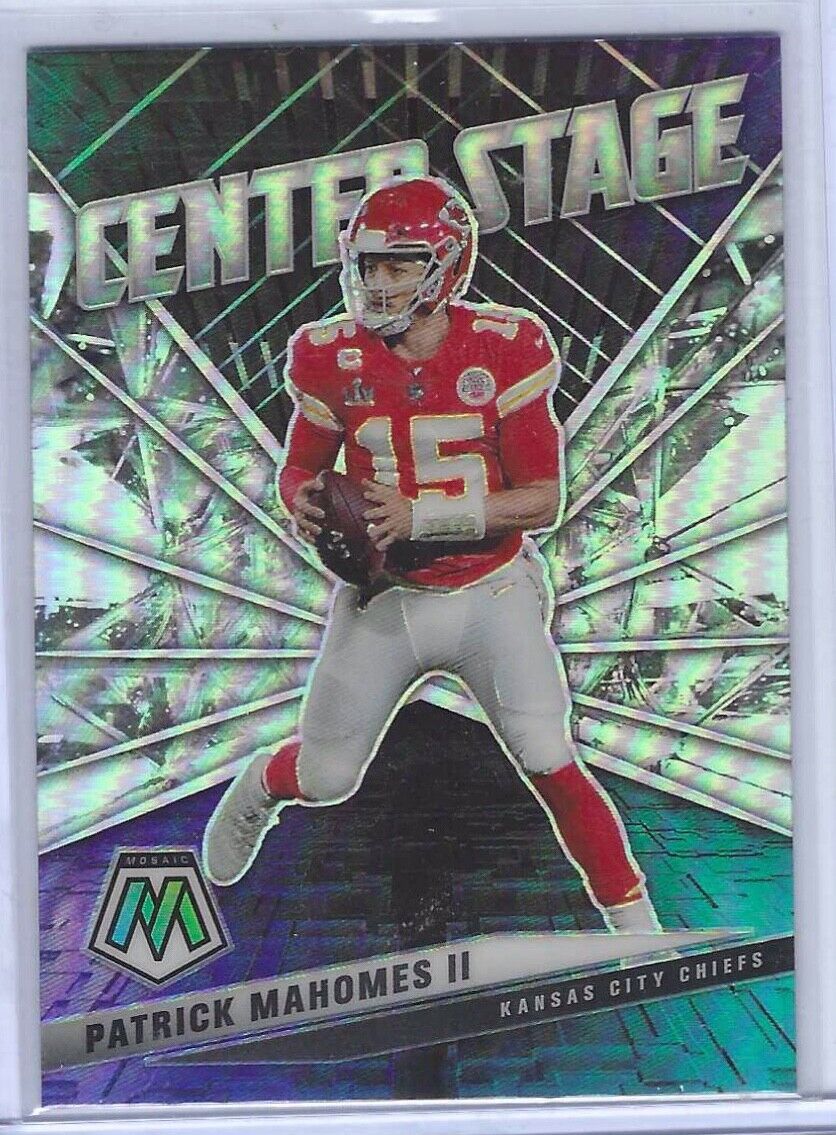PATRICK MAHOMES II 2021 PANINI MOSAIC CENTER STAGE SILVER PRIZM #CS1