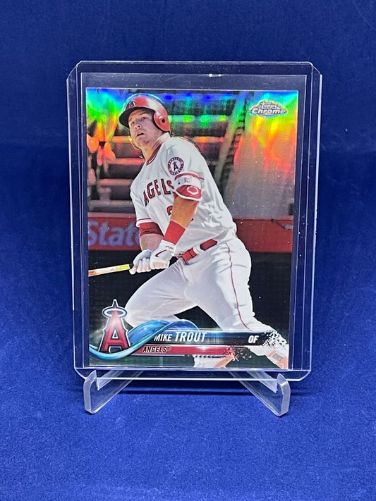MIKE TROUT 2018 TOPPS CHROME REFRACTOR #100