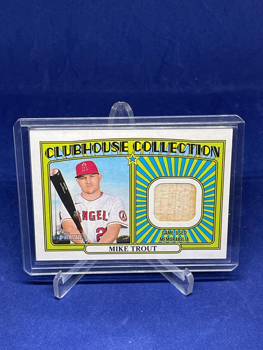 MIKE TROUT 2021 TOPPS HERITAGE CLUBHOUSE COLLECTION BAT RELIC