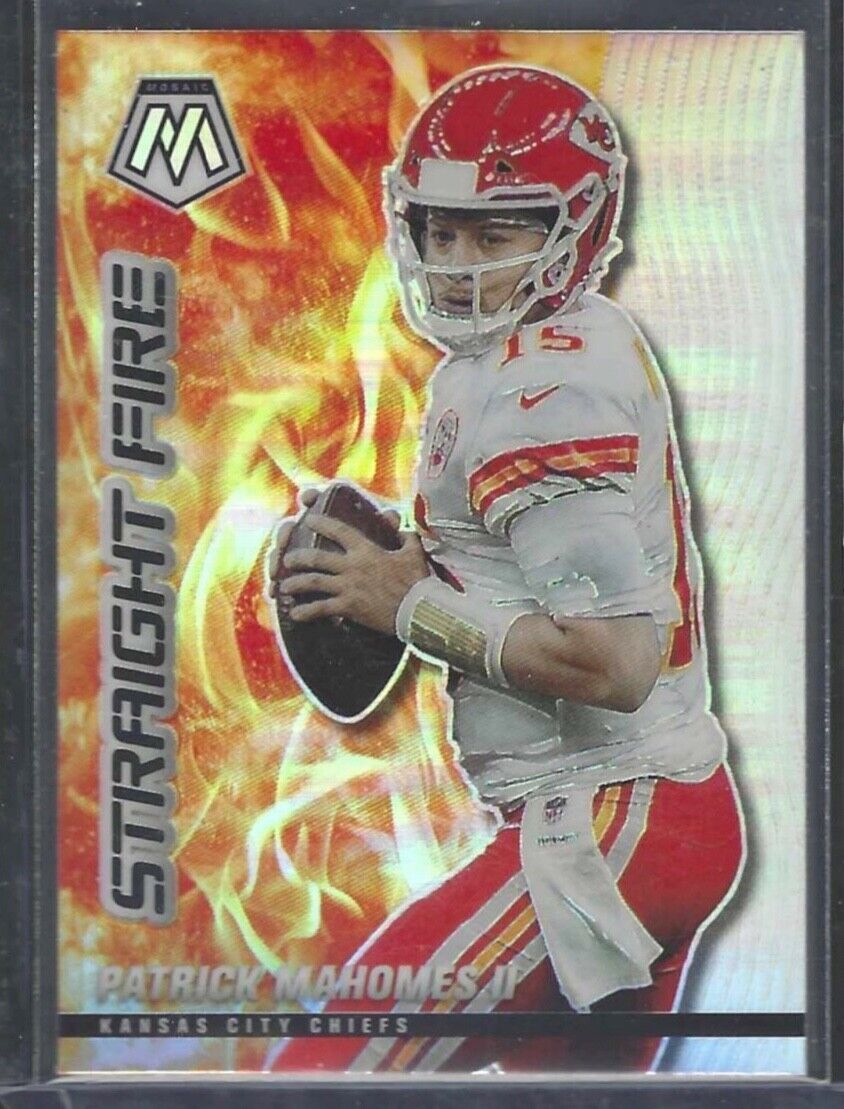 PATRICK MAHOMES II 2021 PANINI MOSAIC SILVER PRIZM STRAIGHT FIRE SP #SF1
