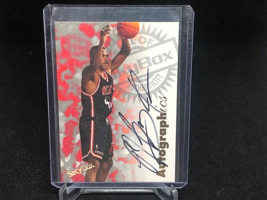 PJ BROWN 1997-98 SKYBOX AUTOGRAPHICS ON CARD AUTO RC