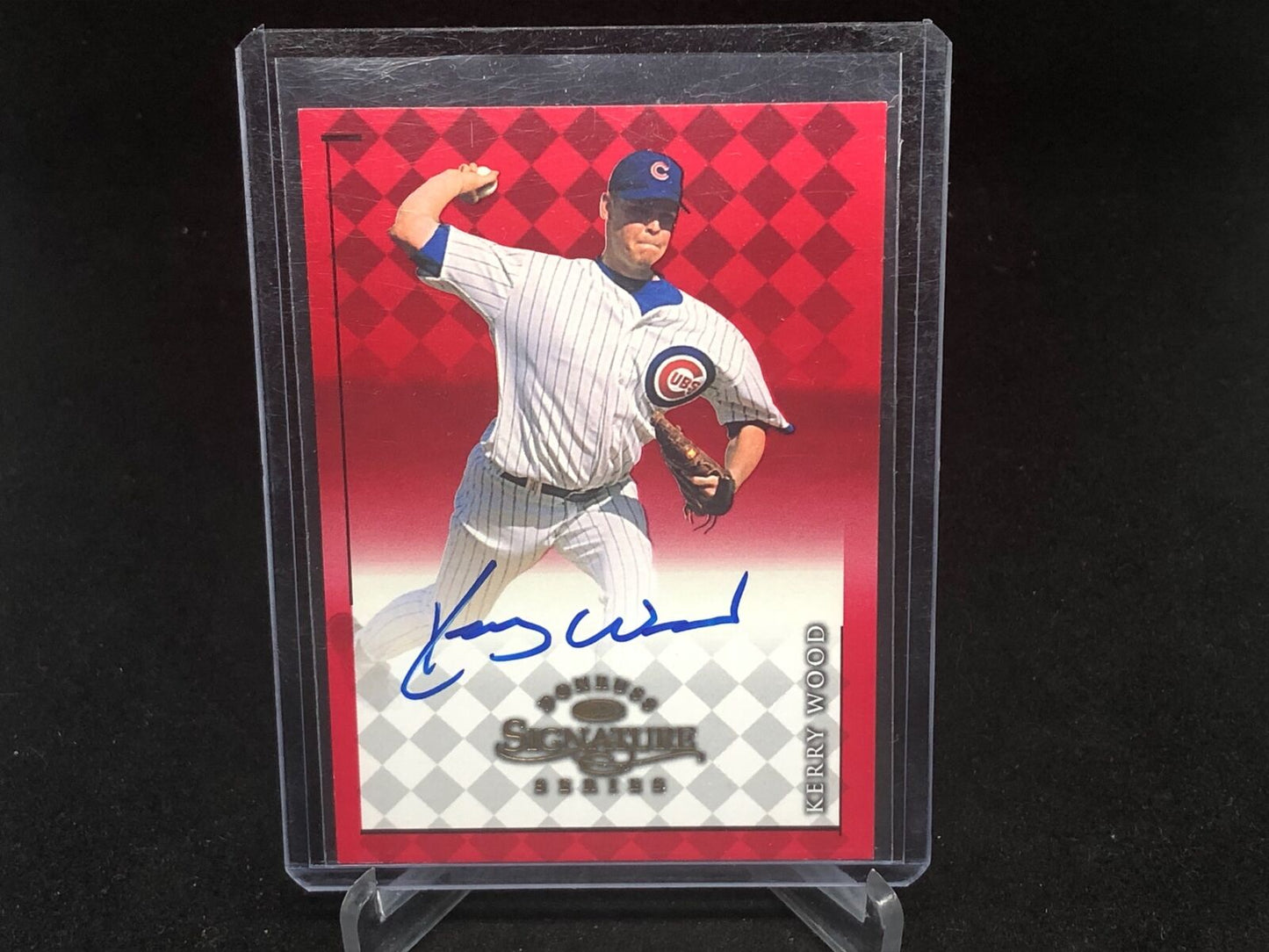 KERRY WOOD 1998 DONRUSS SIGNATURES CUBS ON CARD AUTO