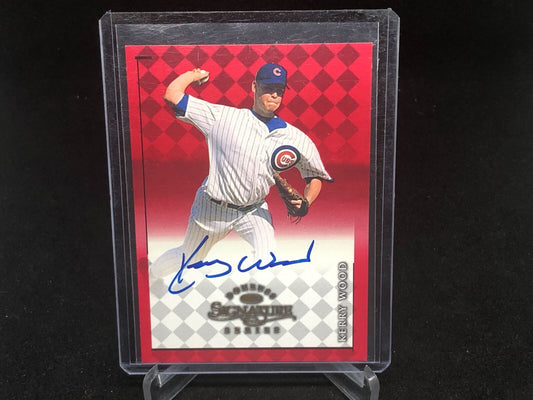KERRY WOOD 1998 DONRUSS SIGNATURES CUBS ON CARD AUTO
