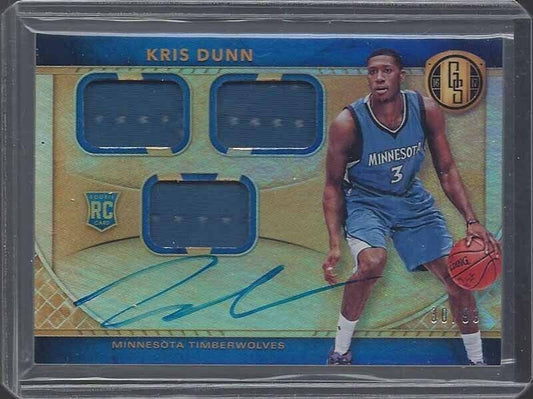 KRIS DUNN 2016-17 GOLD STANDARD TRIPLE JERSEY ON CARD AUTO RC #D 30/99