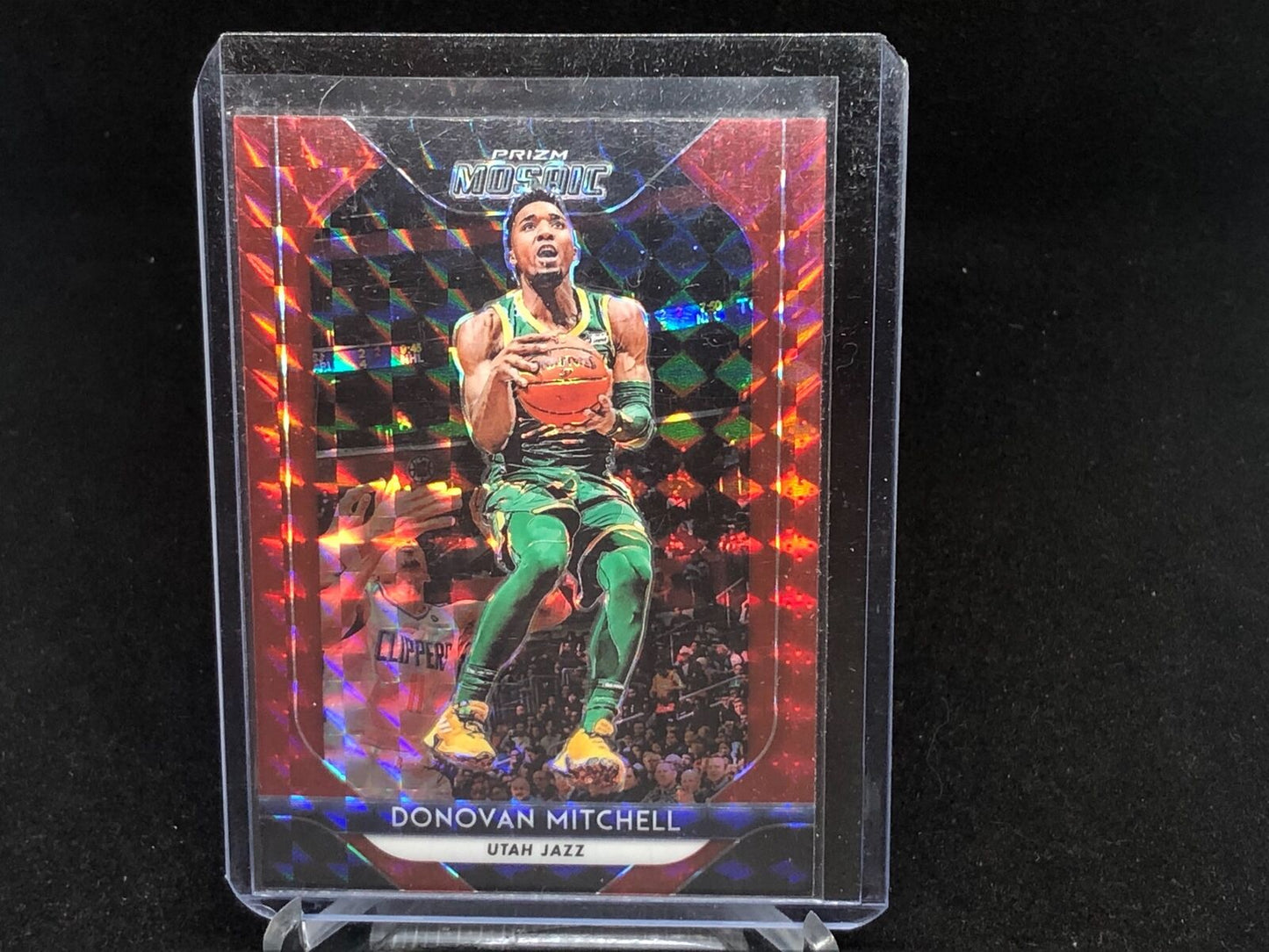 DONOVAN MITCHELL 2018-19 PANINI PRIZM MOSAIC RED MOSAIC PRIZM SP # 25
