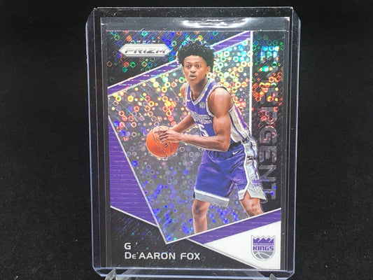 DE'AARON FOX 2017-18 PANINI PRIZM FAST BREAK EMERGENT SILVER PRIZM RC
