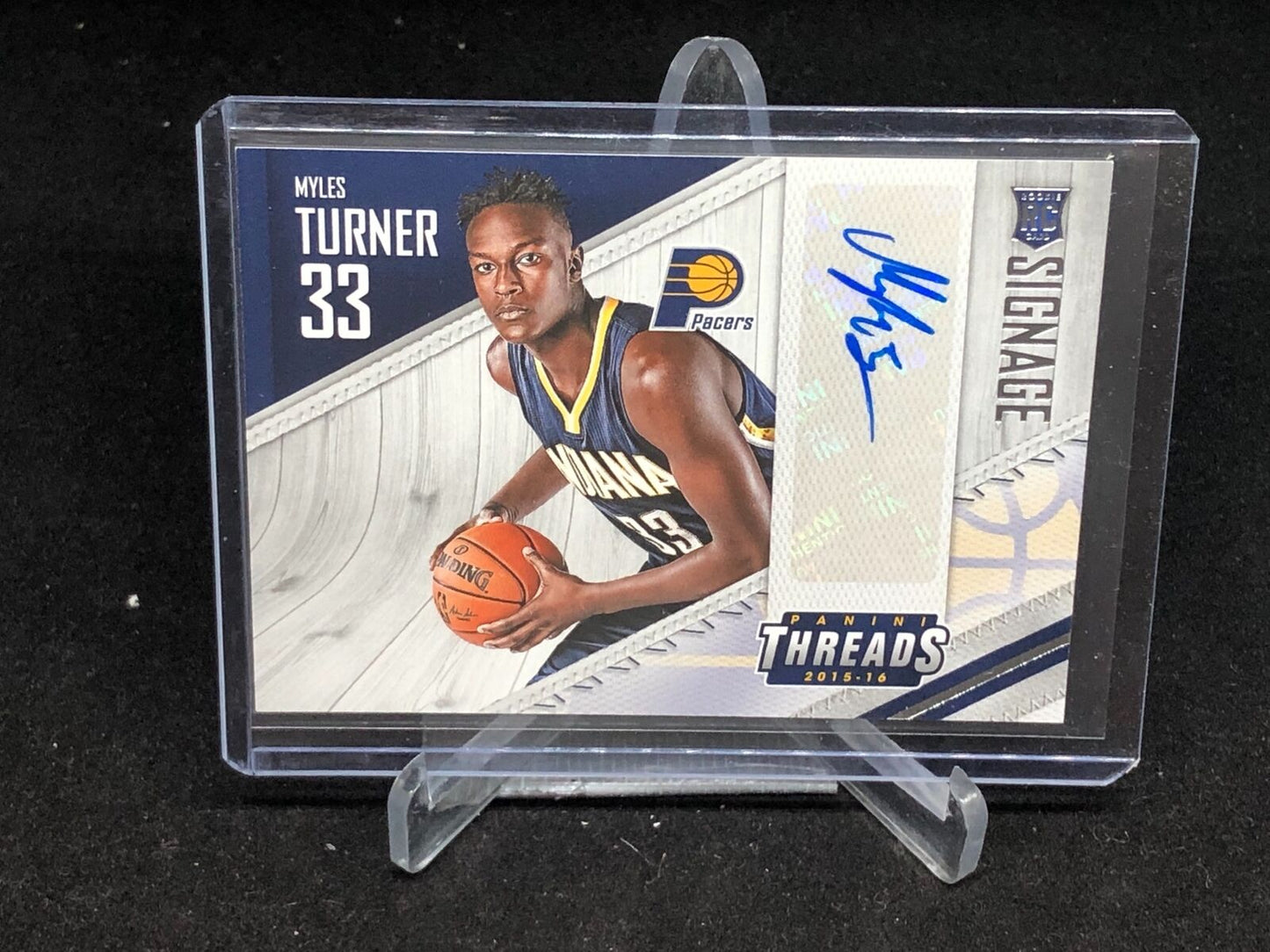 MYLES TURNER 2015-16 PANINI THREADS SIGNAGE AUTO RC