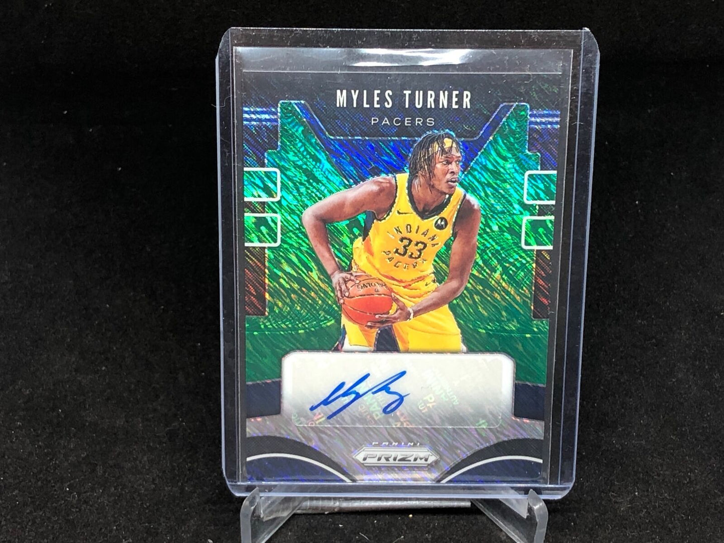 MYLES TURNER 2019-20 PANINI PRIZM GREEN SHIMMER PRIZMS AUTO #D 13/25