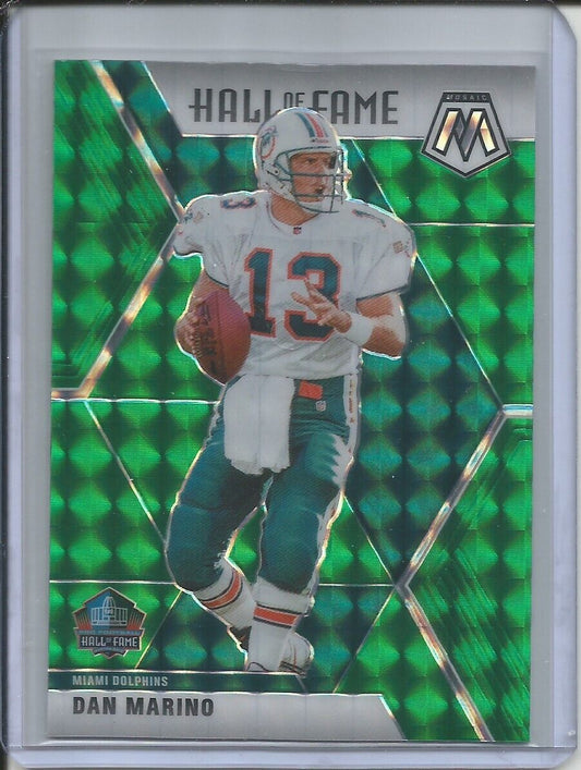 DAN MARINO 2019-20 PANINI MOSAIC HALL OF FAME GREEN PRIZM DOLPHINS