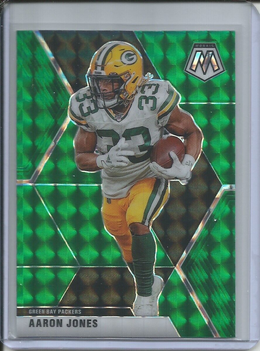 AARON JONES 2019-20 PANINI MOSAIC GREEN PRIZM PACKERS