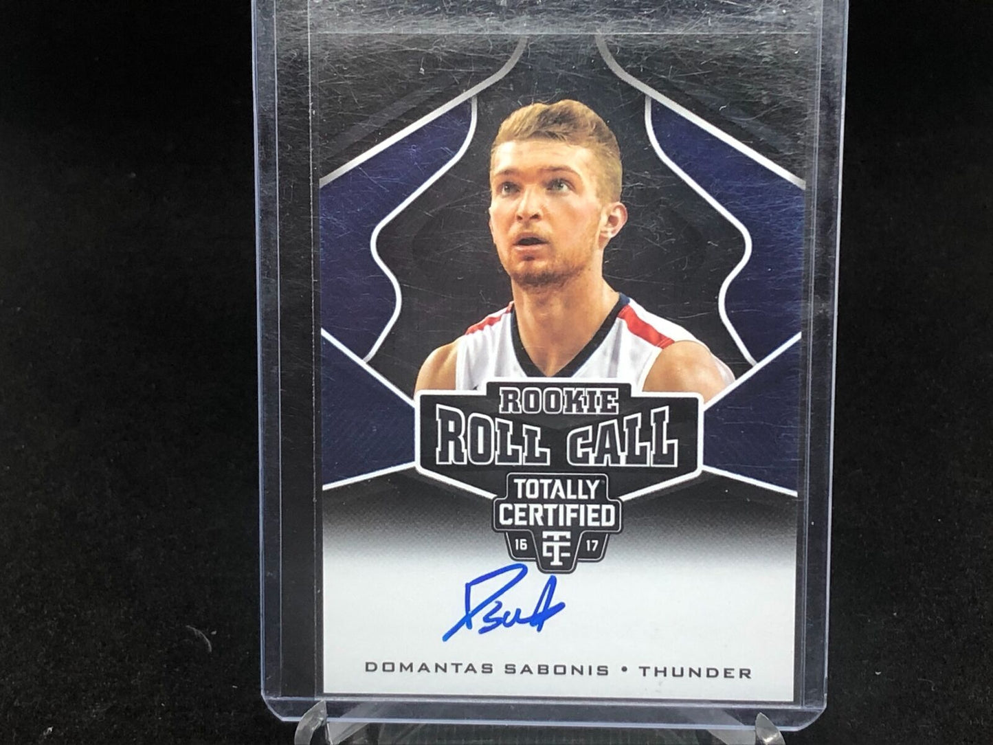 DOMANTAS SABONIS 2016-17 TOTALLY CERTIFIED ROOKIE ROLL CALL ON CARD AUTO RC #10