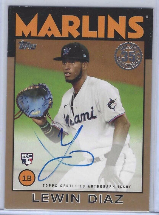 LEWIN DIAZ 2021 TOPPS THROWBACK INSERT GOLD ON CARD ROOKIE AUTO RC #d /50