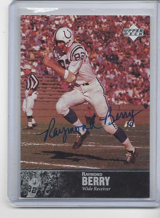 RAYMOND BERRY 1997 UPPER DECK LEGENDS COLTS ON CARD AUTO #23