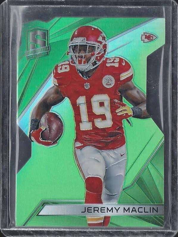 JEREMY MACLIN 2015 SPECTRA NEON GREEN PRIZM CHIEFS DIE CUT REFRACTOR #D 11/15