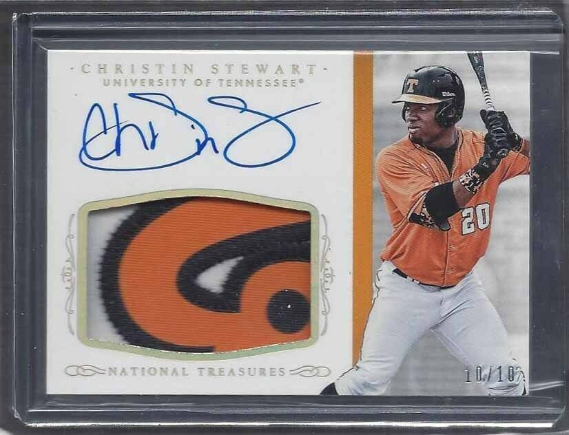 CHRISTIN STEWART 2015 NATIONAL TREASURES GOLD HOLO RPA PATCH AUTO RC #D 10/10