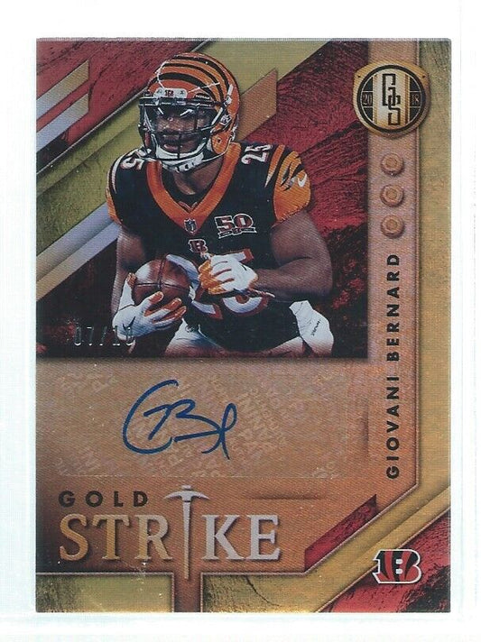 GIOVANI BERNARD 2018 PANINI GOLD STANDARD GOLD STRIKE AUTO #D 7/10