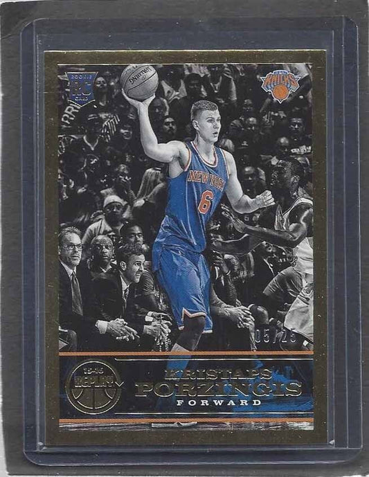 KRISTAPS PORZINGIS 2015-16 PANINI REPLAY GOLD ROOKIE RC #D 5/25