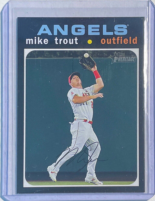 MIKE TROUT 2020 TOPPS HERITAGE ACTION VARIATION #466