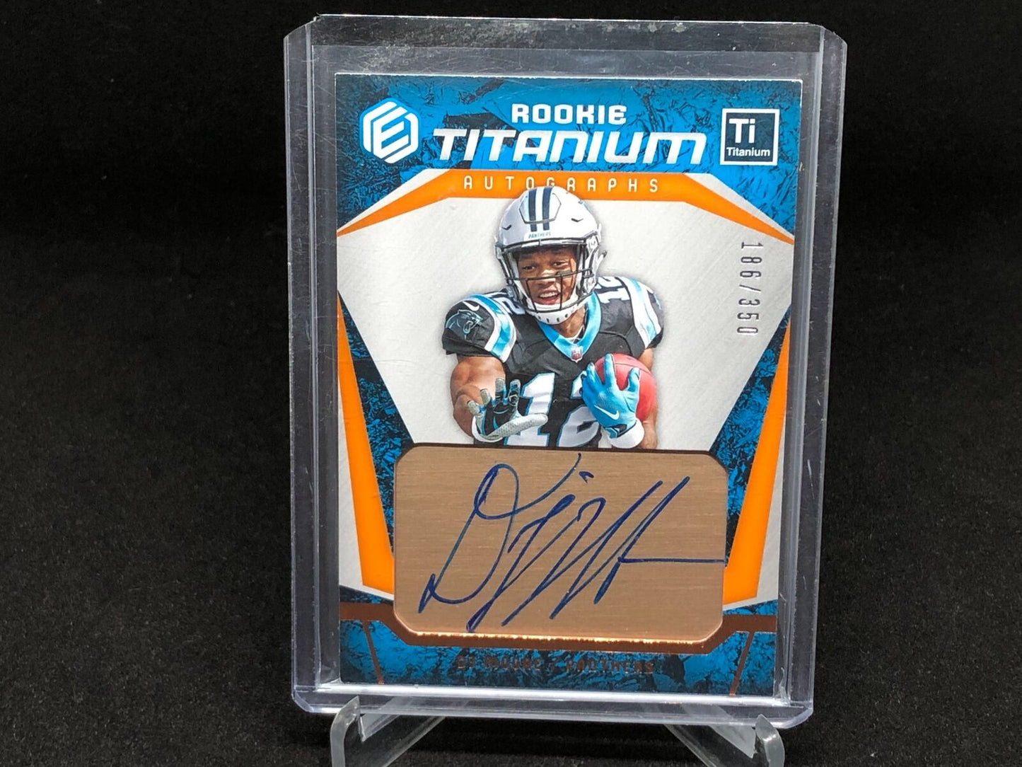 DJ MOORE 2018 ELEMENTS ROOKIE TITANIUM ON CARD AUTO RC #D 186/350