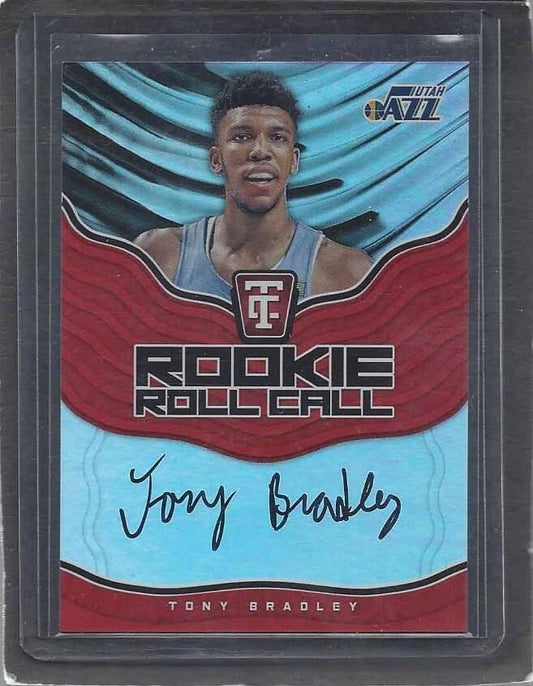 TONY BRADLEY 2017-18 TOTALLY CERTIFIED ROOKIE ROLL CALL ON CARD AUTO RC