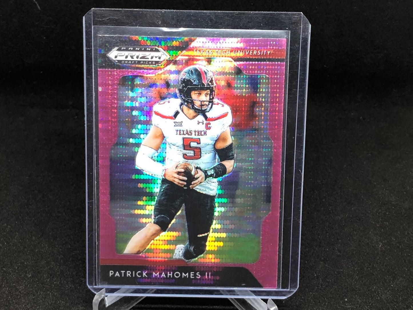 PATRICK MAHOMES II 2019 PRIZMS PINK PULSAR PRIZMS #72