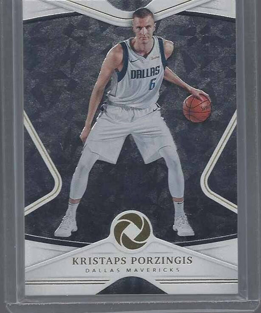 KRISTAPS PORZINGIS 2018-19 PANINI OPULENCE GOLD BASE #D 15/39