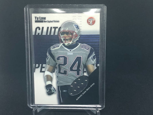 TY LAW 2004 TOPPS CLUTCH PERFORMERS GAME WORN JERSEY
