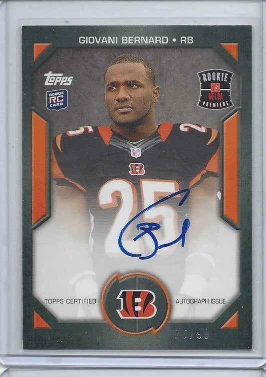 GIOVANI BERNARD 2013 TOPPS ROOKIE PREMIERE PHOTO SHOOT ON CARD AUTO RC #D /90