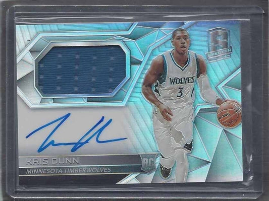 KRIS DUNN 2016-17 SPECTRA ROOKIE JERSEY ON CARD AUTO RC #D 176/300