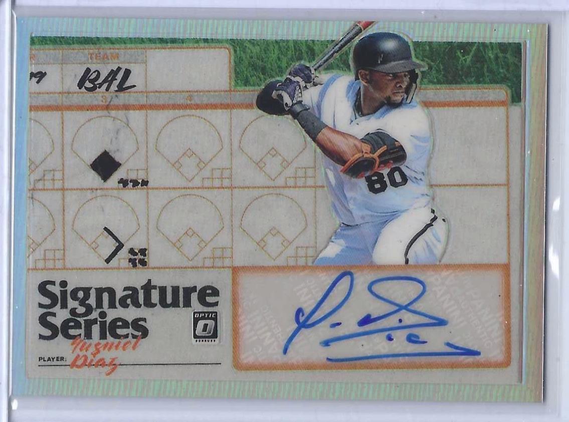 YUSNIEL DIAZ 2019 DONRUSS OPTIC SIGNATURE SERIES PRIZM AUTO PROSPECT #d 36/99