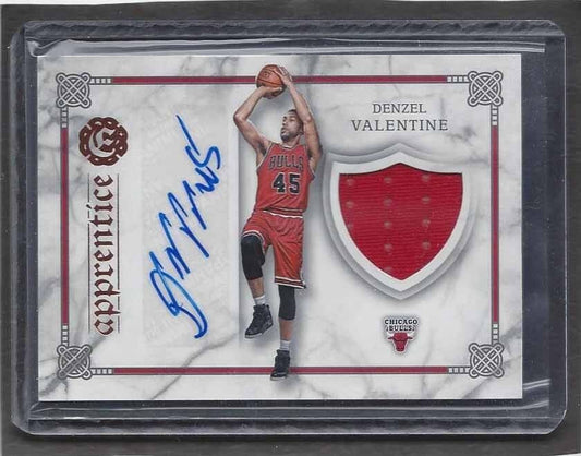 DENZEL VALENTINE 2016-17 EXCALIBUR APPRENTICE BULLS ROOKIE JERSEY AUTO RC #13