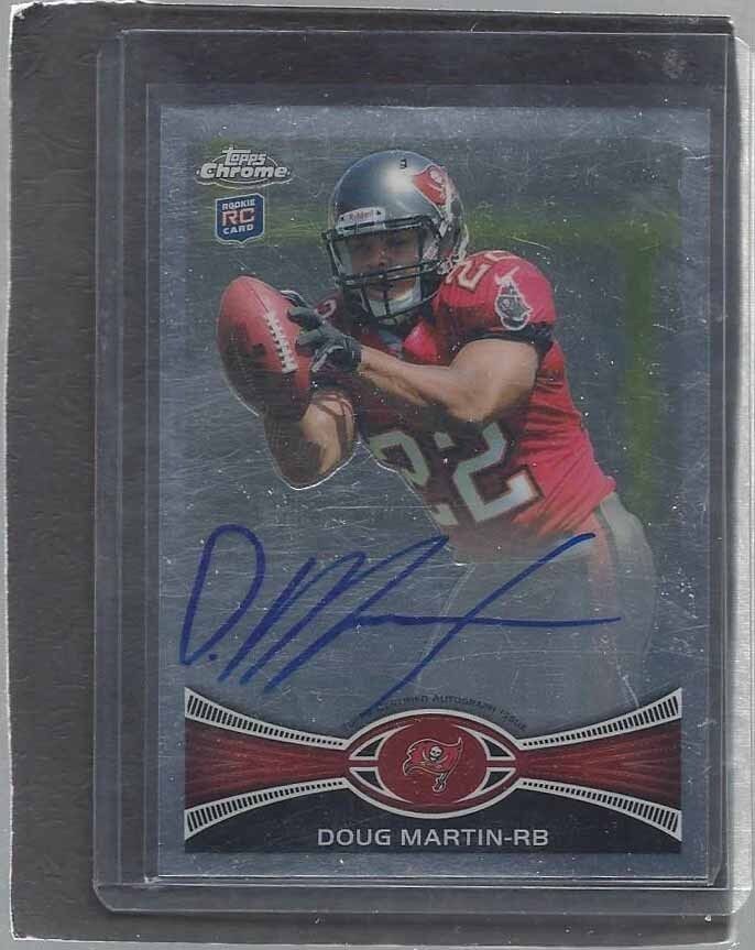 DOUG MARTIN 2012 TOPPS CHROME BUCCANEERS ROOKIE AUTO RC #147
