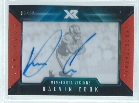 DALVIN COOK 2017 PANINI XR LUMINOUS ENDORSEMENTS ORANGE ON CARD AUTO #2/10