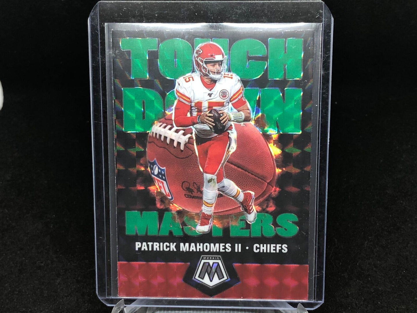 PATRICK MAHOMES II 2020 PANINI MOSAIC GREEN TOUCHDOWN MASTERS PRIZM