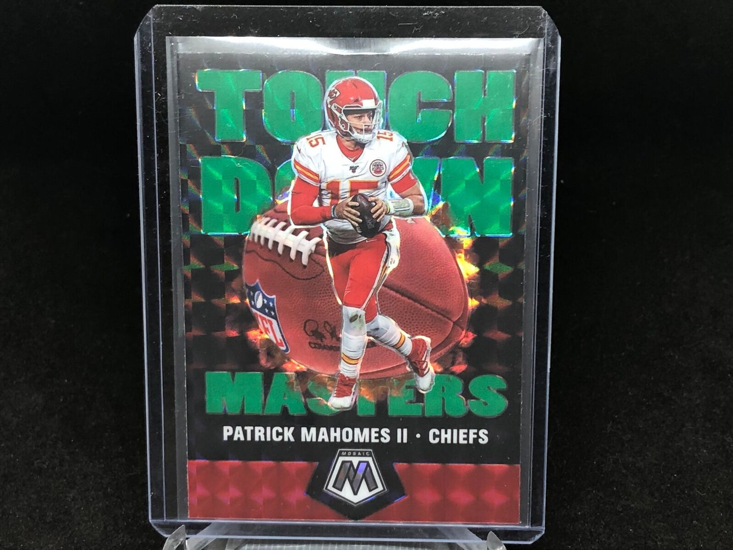 PATRICK MAHOMES II 2020 PANINI MOSAIC GREEN TOUCHDOWN MASTERS PRIZM