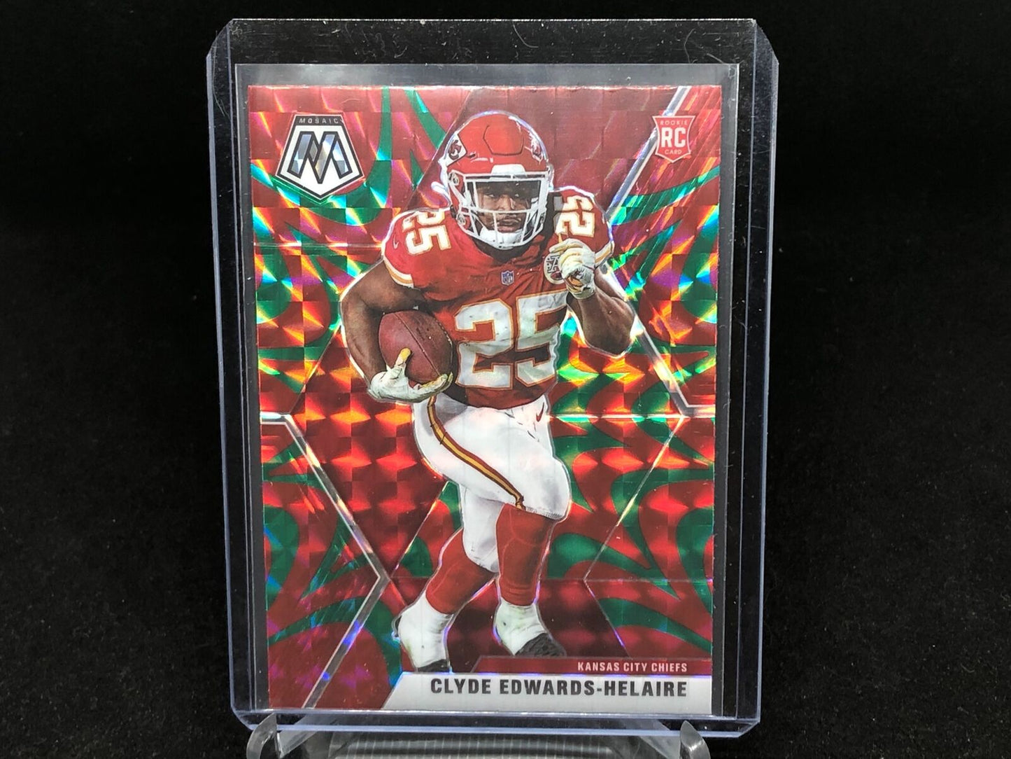 CLYDE EDWARDS HELAIRE 2020 MOSAIC RED GREEN REACTIVE PRIZM RC # 212