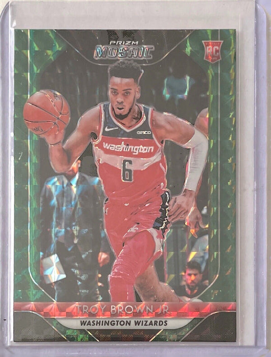 TROY BROWN JR. 2018-19 PANINI MOSAIC GREEN MOSAIC PRIZM ROOKIE RC #95