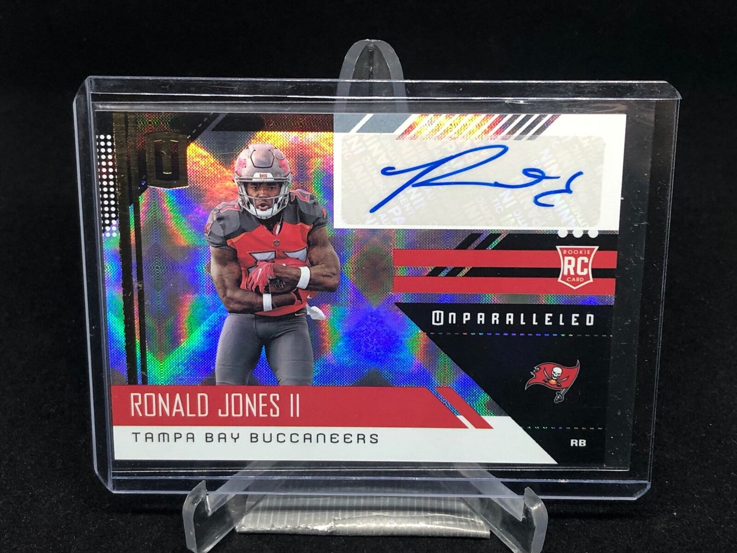 RONALD JONES II 2018 PANINI UNPARALLELED AUTO RC # 215