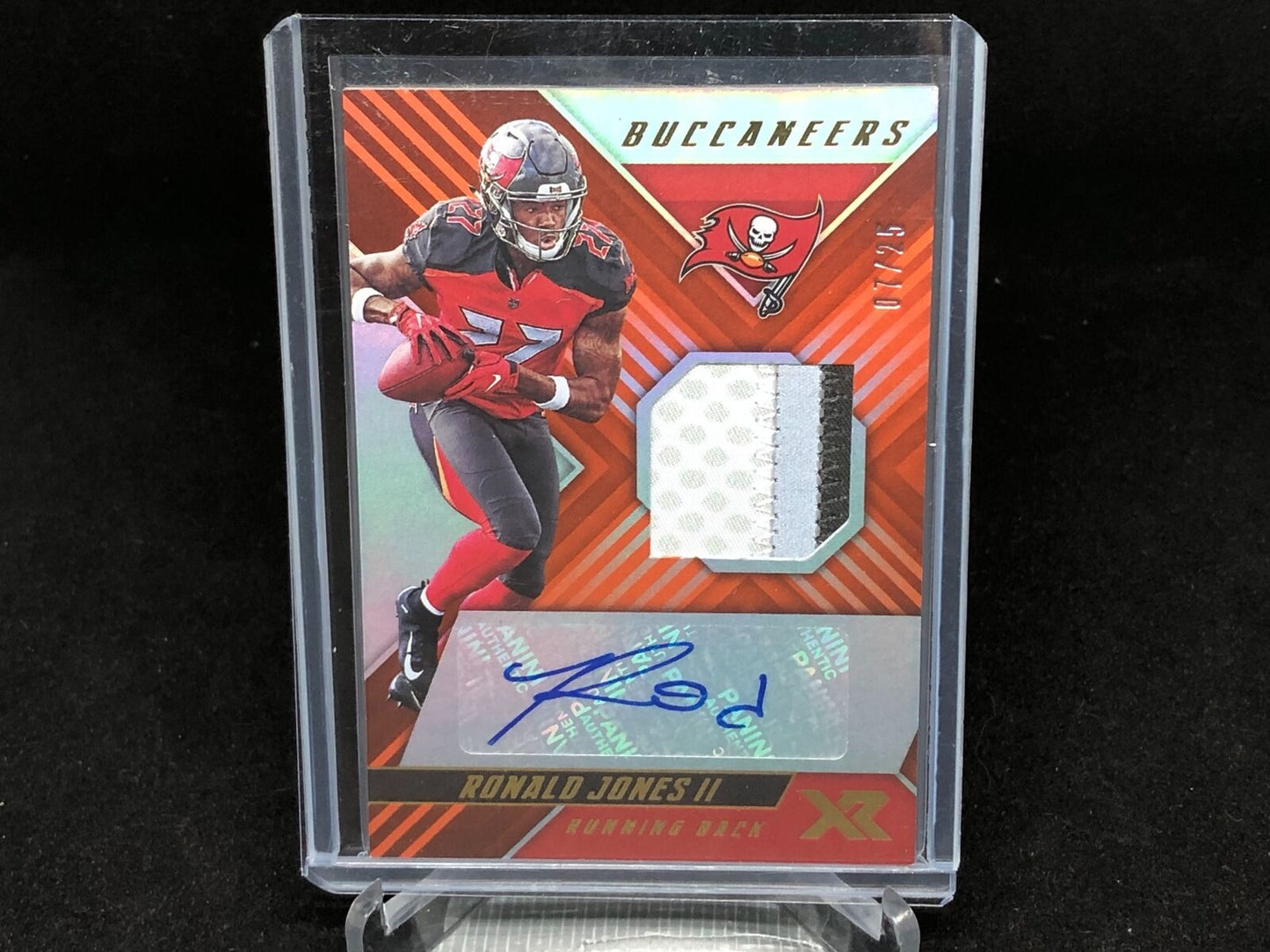 RONALD JONES II 2018 PANINI XR RED 3 CLR PATCH AUTO RC #D 7/25