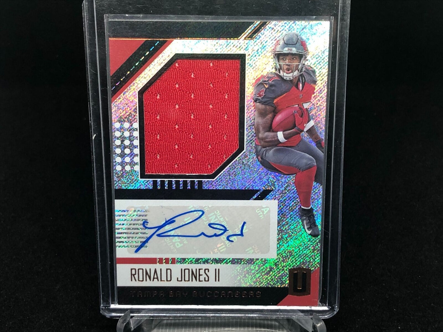 RONALD JONES II 2018 PANINI UNPARALLELED JERSEY AUTO RC